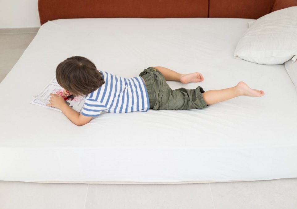 memory foam versus hybrid mattress